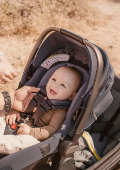Autositz Adapter (Cybex/Maxi-Cosi/Nuna) schwarz