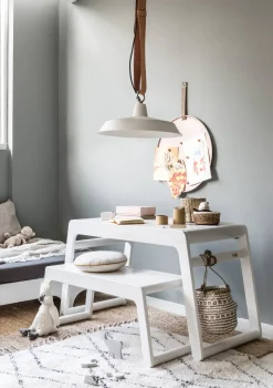 B Tisch White (optional mit Sitzbank)