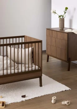 Babybett 'Ashi' Chestnut 120 x 60 cm