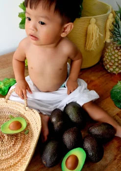 Beißspielzeug 'Arnold the Avocado'