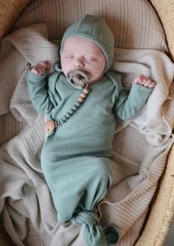 Geknotetes Babykleid roman green