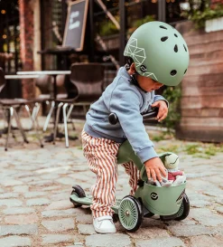 Helm 'Graphics' Green lines