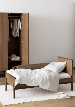 2-in-1 Babybett 'Ashi' Chestnut 140 x 70 cm