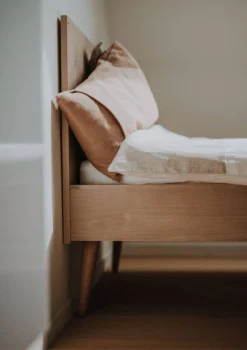 2-in-1 Bett 'Cocoon' Natural Oak 140 x 70 cm