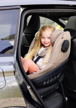 Kindersitz 'Beyond2 360' Black SoftBreeze