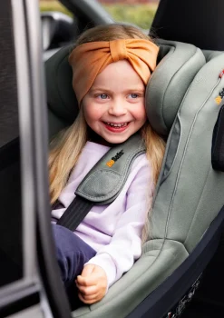 Kindersitz 'Beyond2 360' Meadow Green SoftBreeze