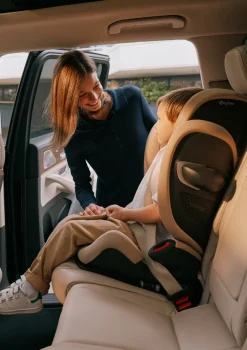 Kindersitz 'Pallas G3' PLUS Almond Beige