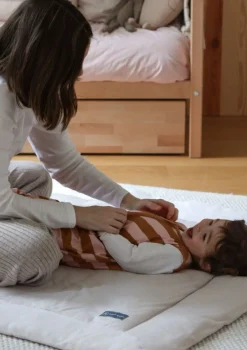 Krabbeldecke Mini Piqué Essential Beige 120 x 120 cm