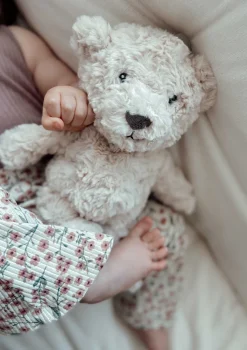 Kuscheltier mit Herzschlag 'Lou' beige