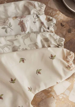 Lätzchen mit Ärmeln 'Rosehip'