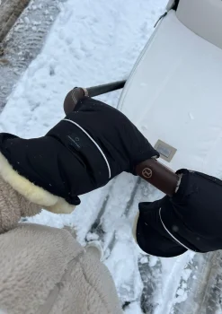 Premium Lammfell-Handwärmer midnight black