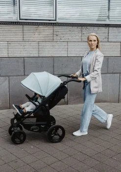 Sportwagen 'Mono 4' Blau