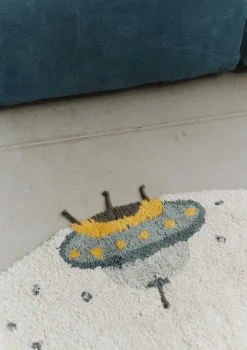 Teppich mit Weltraum-Motiven 'Interstellar Journey' waschbar Ø 140 cm