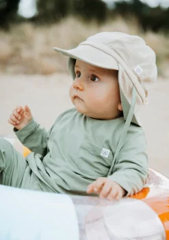 Wendbarer Sonnenhut UPF 50+ Olive Green/Sandy Beach